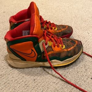 Nike boys Kyrie 8, used basketball shoes, size 4.5Y